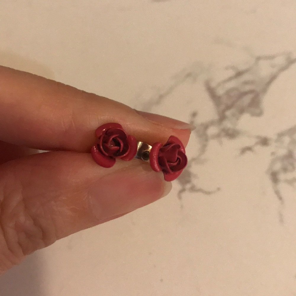 Dainty Metal Pink Roses earrings